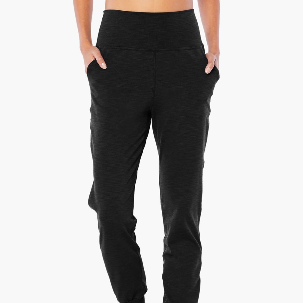Beyond Yoga Heather Rib Midi Jogger - Heather Black